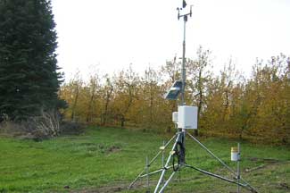 Weather instruments at Solstice Farms, Kent City