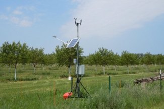 Weather instruments at Petrina Orchards, Sturgeon Bay